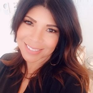 Meet your Posher, Mercedes